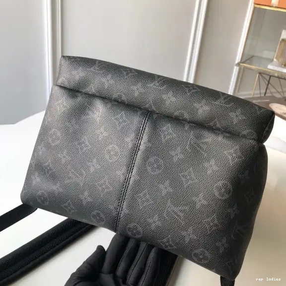 Cheap Louis BACKPACK PM DISCOVERY Vuitton 0602